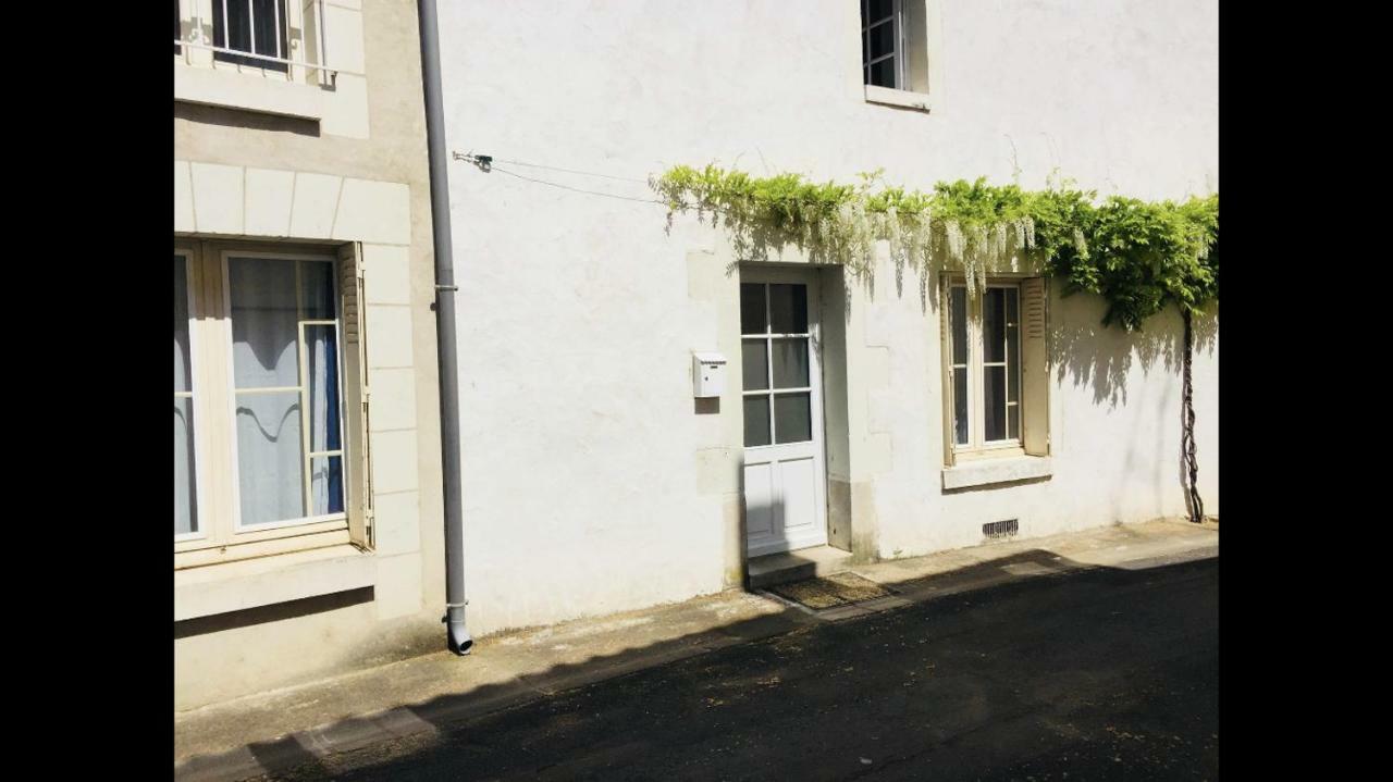 Gite le Petit Puits à Richelieu Esterno foto
